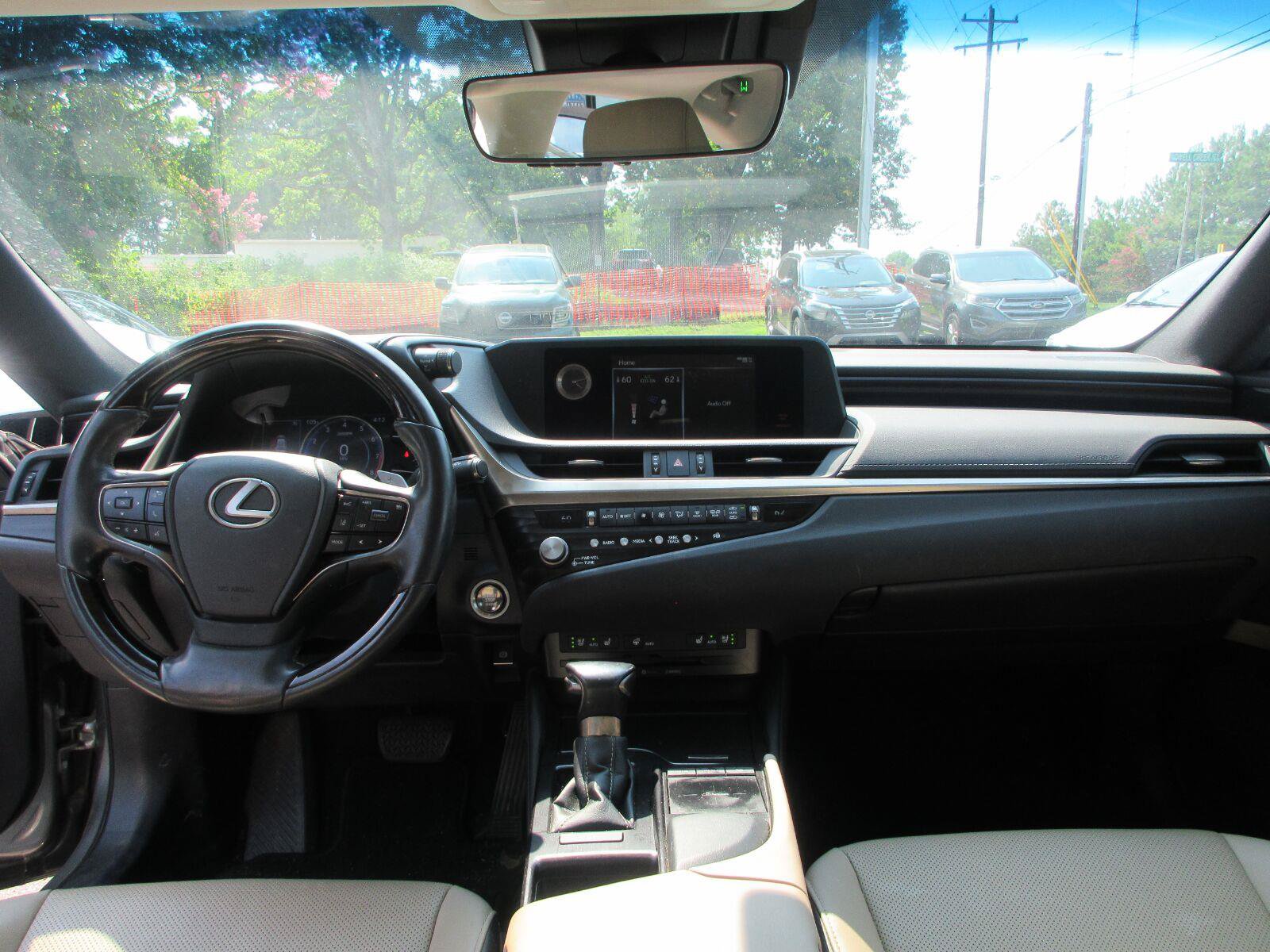 Used 2021 Lexus ES 350 w/ Premium Package FWD image 12