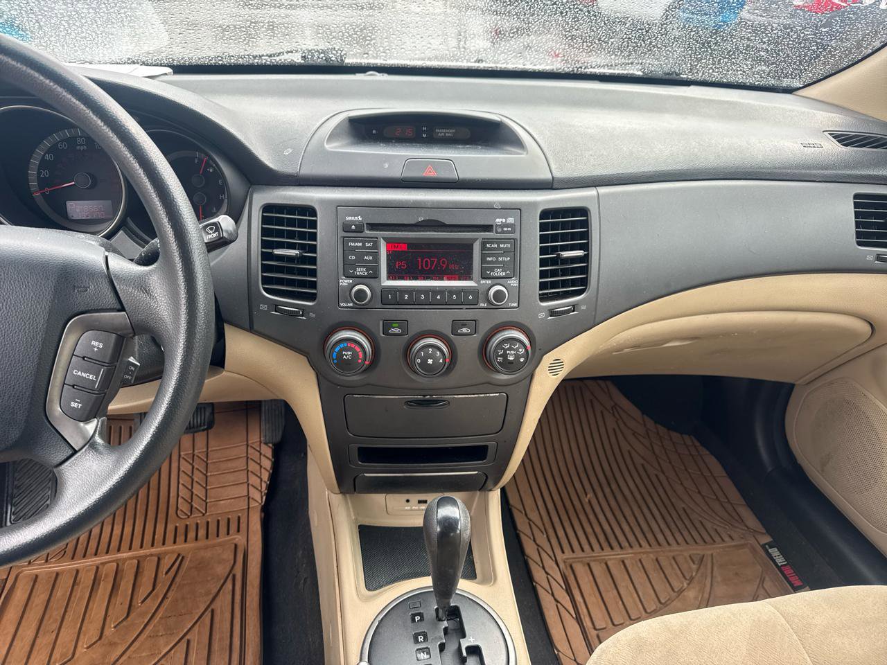 Used 2010 Kia Optima LX image 10