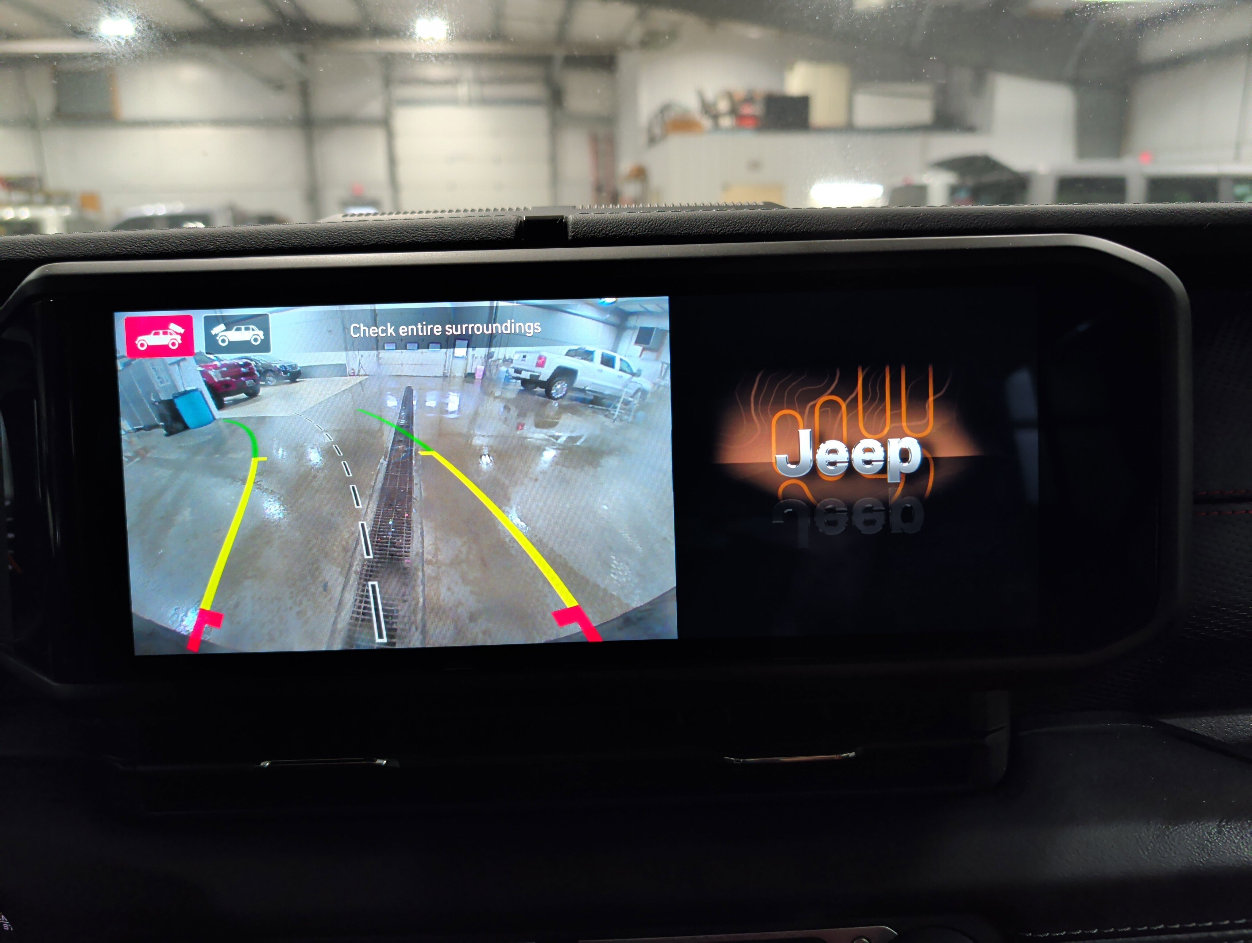 Used 2024 Jeep Wrangler Unlimited Rubicon 392 image 13