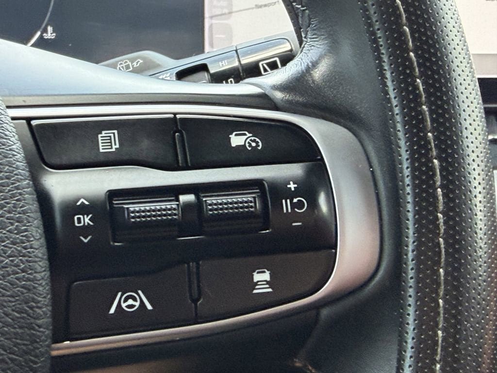 Certified 2024 Kia Sportage SX FWD image 30