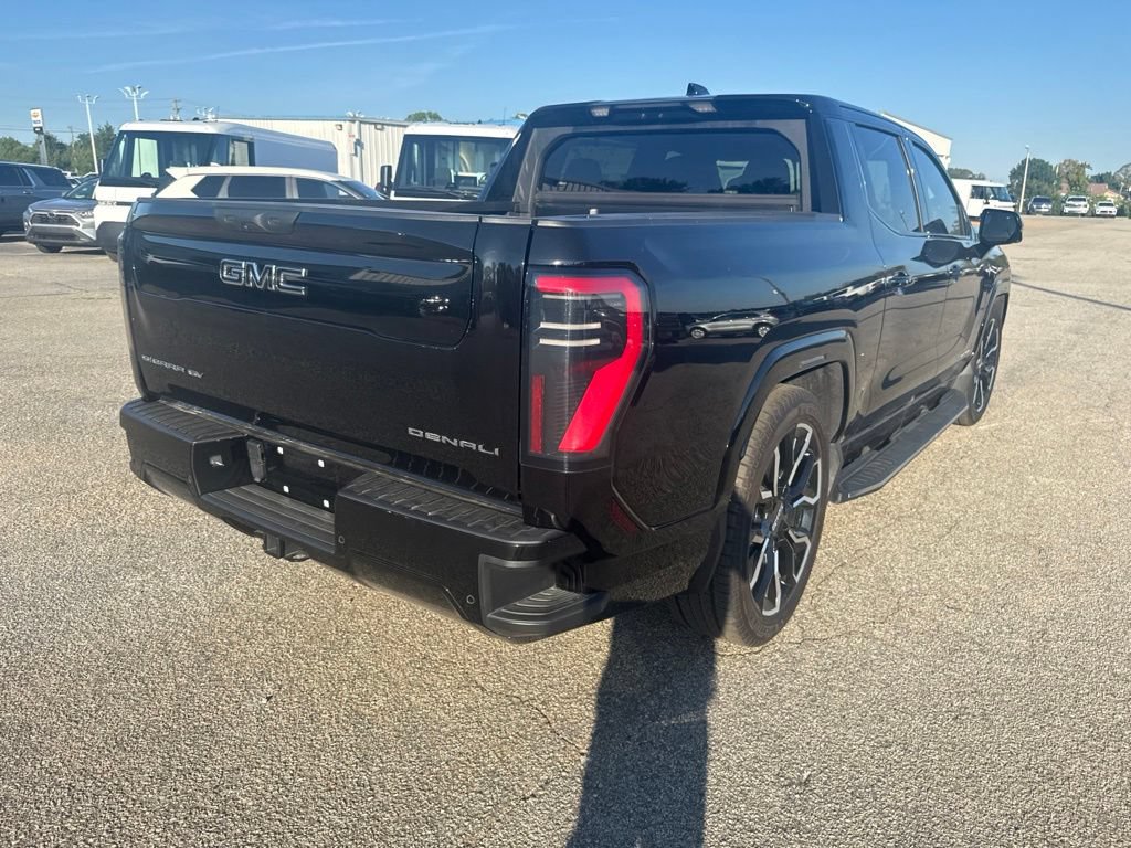 Used 2025 GMC Sierra EV Denali AWD/4WD image 5