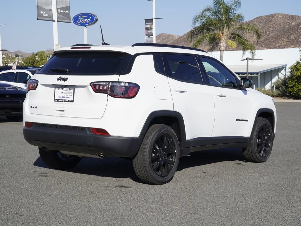 New 2026 Jeep Compass Latitude AWD/4WD image 4