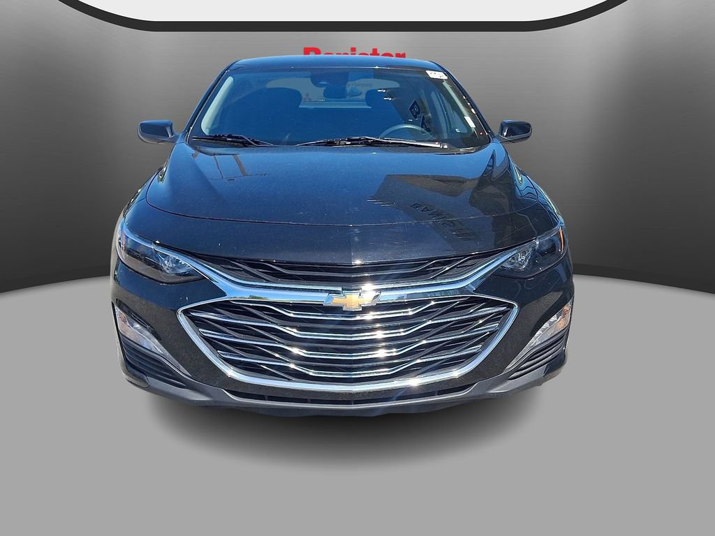 Used 2024 Chevrolet Malibu LT FWD image 2