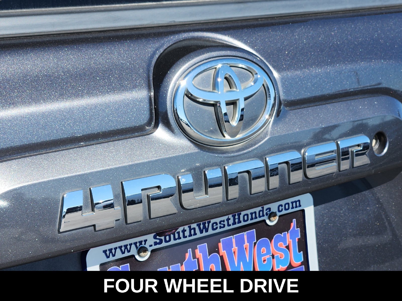 Used 2018 Toyota 4Runner SR5 Premium AWD/4WD image 12