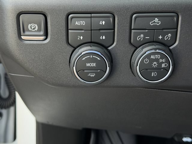 New 2026 Chevrolet Silverado 1500 LT Trail Boss AWD/4WD image 18