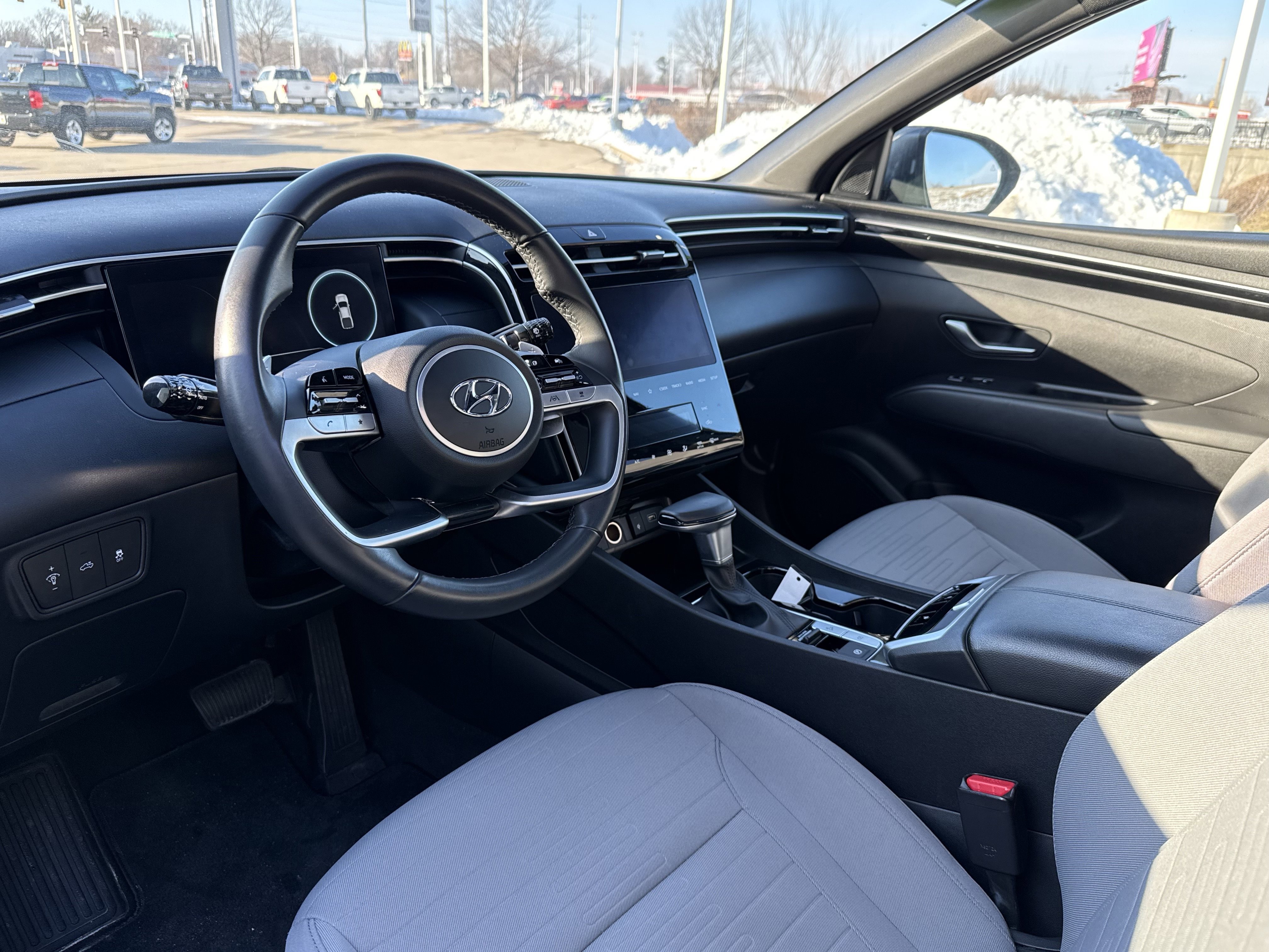 Used 2023 Hyundai Santa Cruz SEL Premium image 11