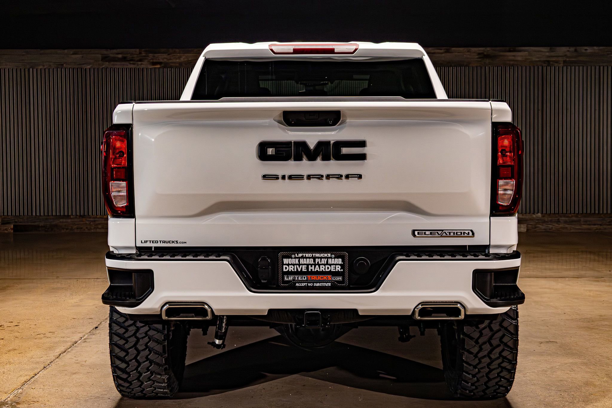 Used 2025 GMC Sierra 1500 Elevation image 8