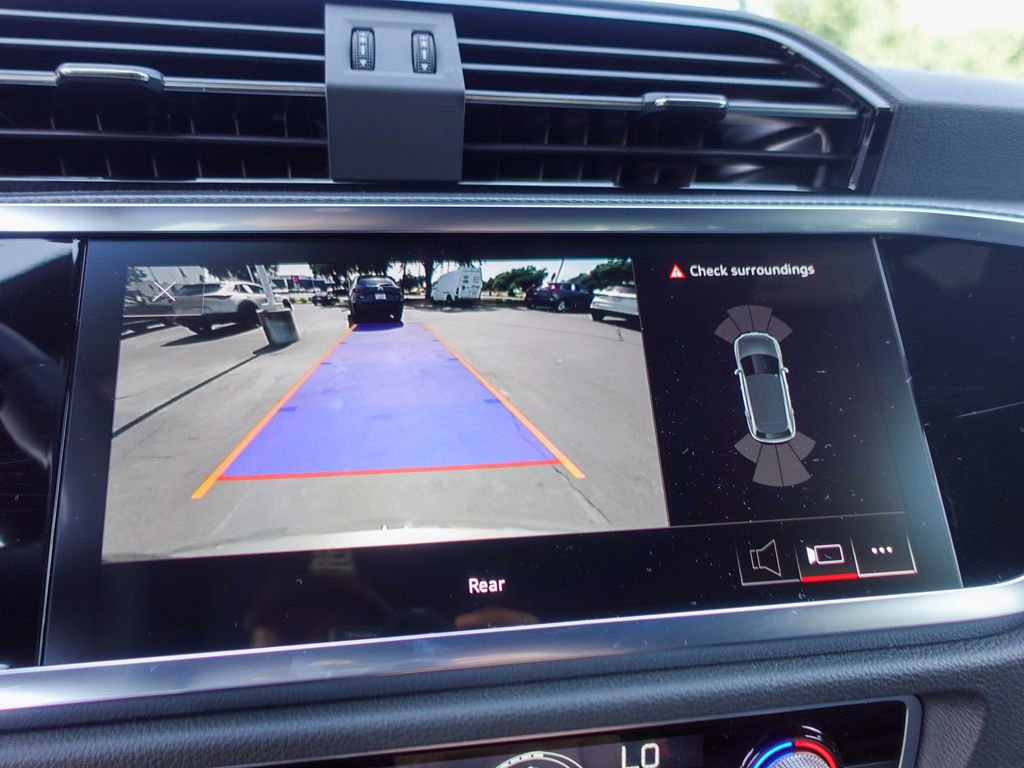 Used 2025 Audi Q3 2.0T Premium w/ Convenience Package image 17