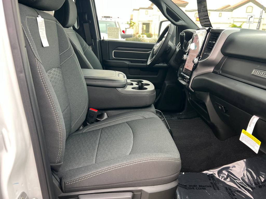 New 2026 RAM 2500 Big Horn AWD/4WD image 17