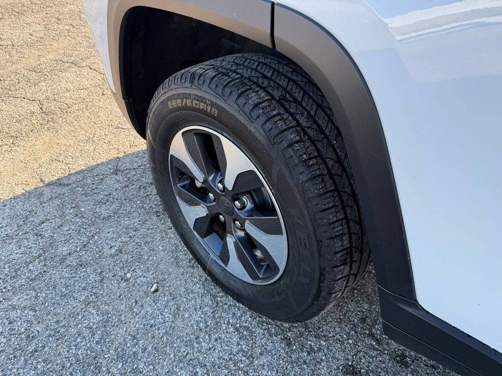 Used 2024 Jeep Grand Cherokee Limited 4xe image 17