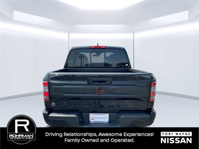 New 2026 Nissan Frontier PRO-4X w/ Tow Package AWD/4WD image 9
