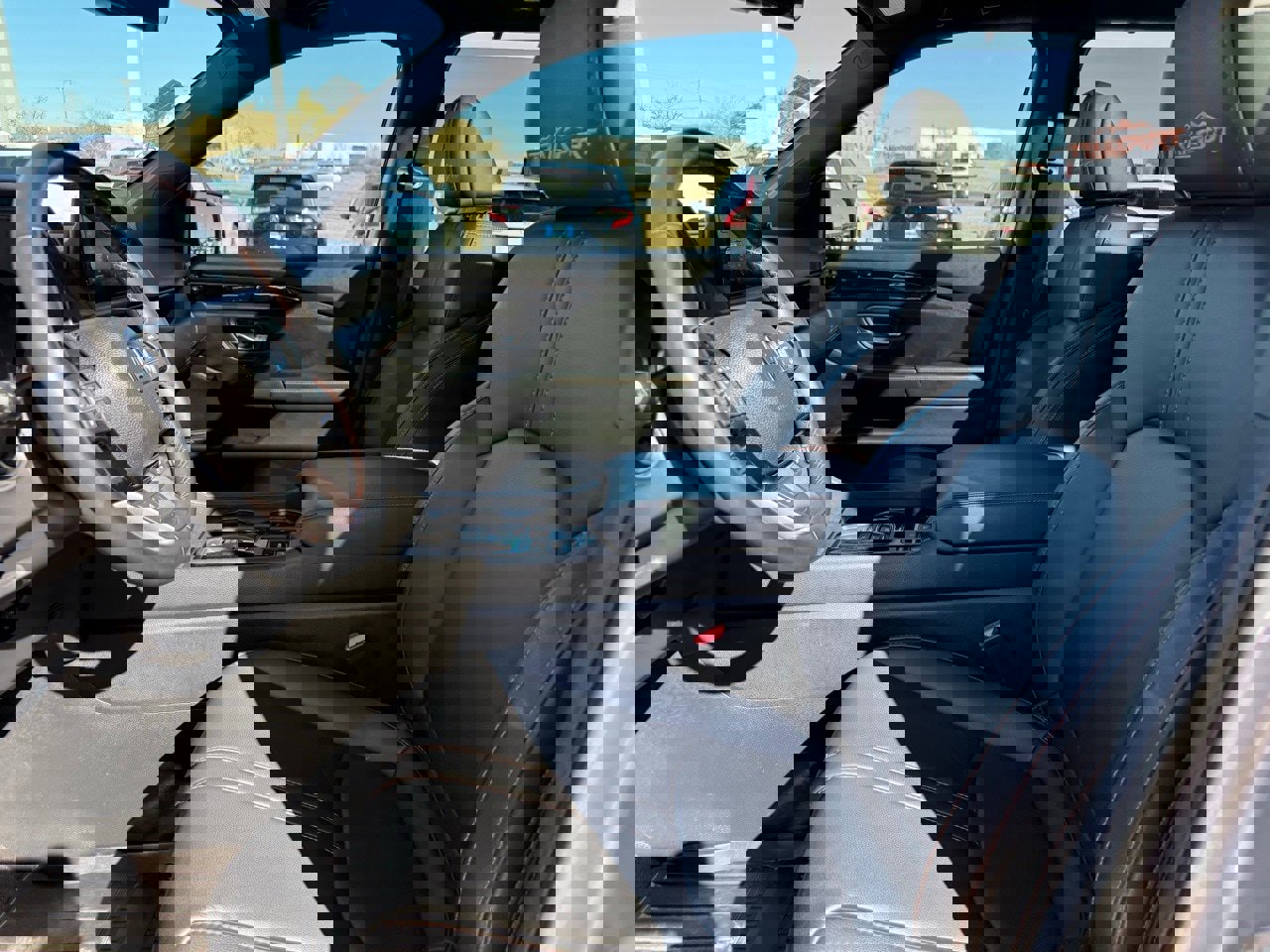 Used 2025 Honda Pilot TrailSport image 9