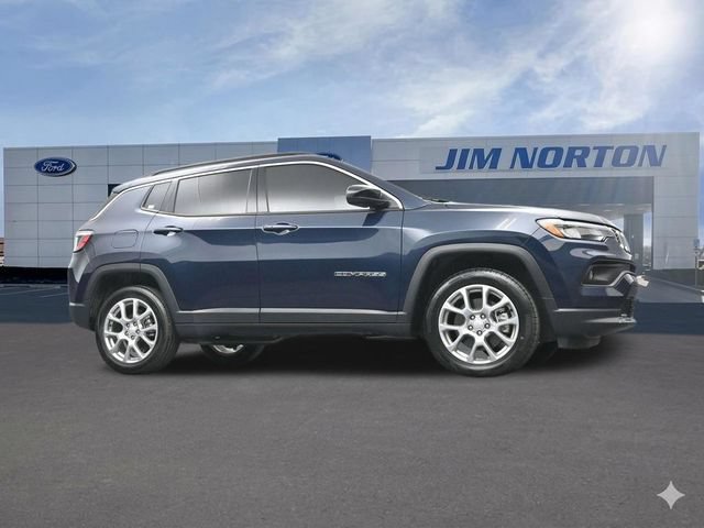 Used 2024 Jeep Compass Latitude AWD/4WD image 48
