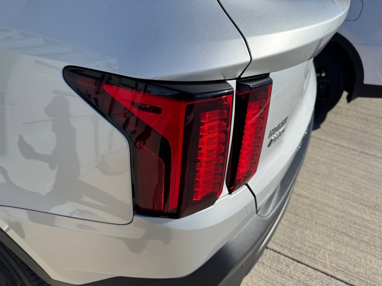 Used 2021 Kia Sorento S w/ Panoramic Sunroof Package image 6