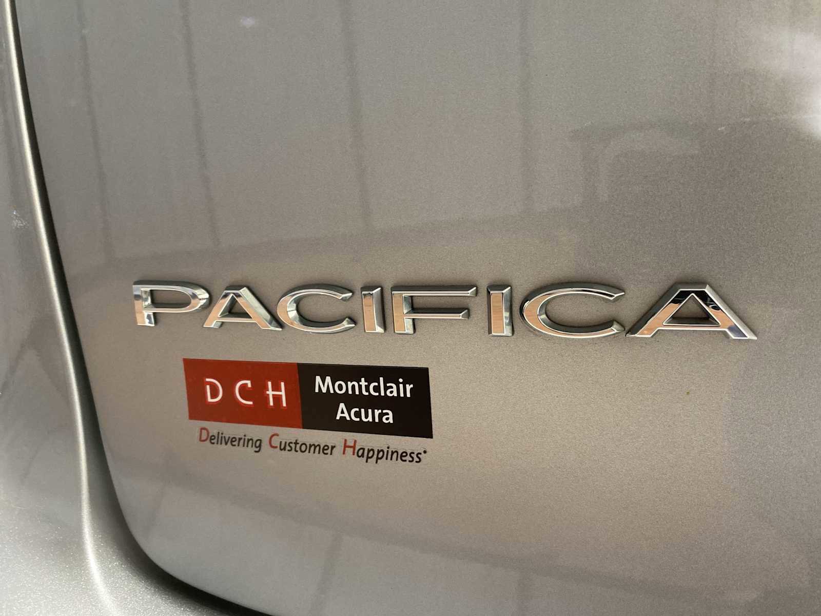 Used 2019 Chrysler Pacifica Limited image 7