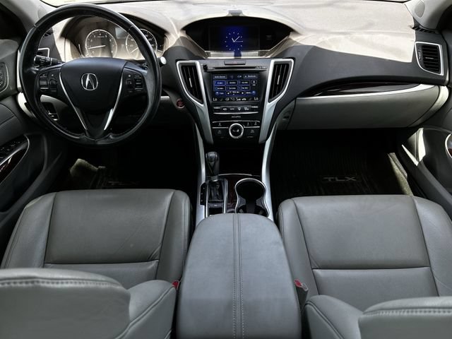 Used 2017 Acura TLX FWD image 11