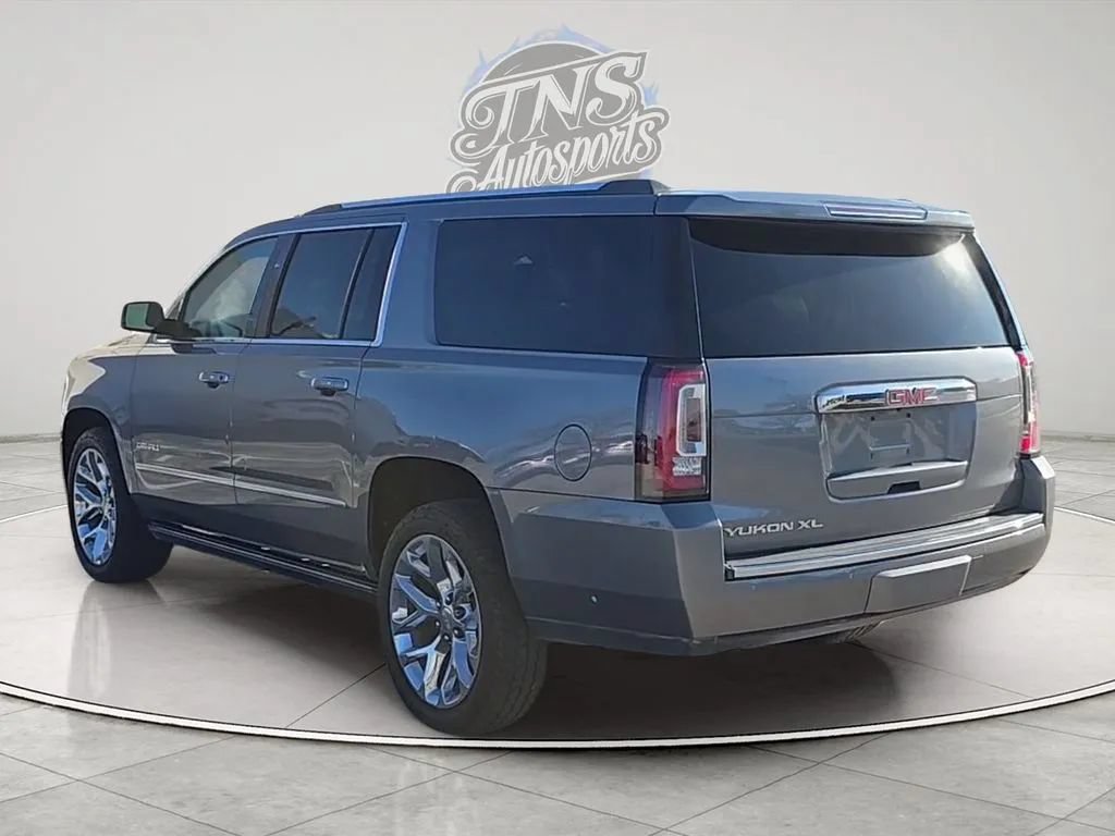 Used 2019 GMC Yukon XL Denali w/ Denali Ultimate Package RWD image 3