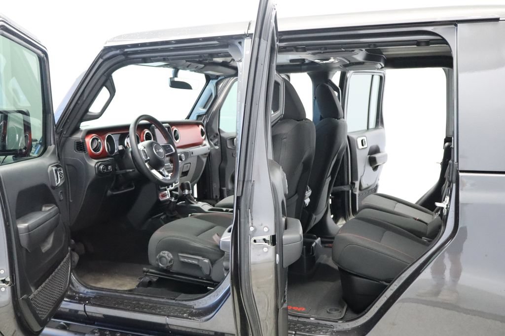 Used 2023 Jeep Gladiator Rubicon w/ Cold Weather Group AWD/4WD image 18