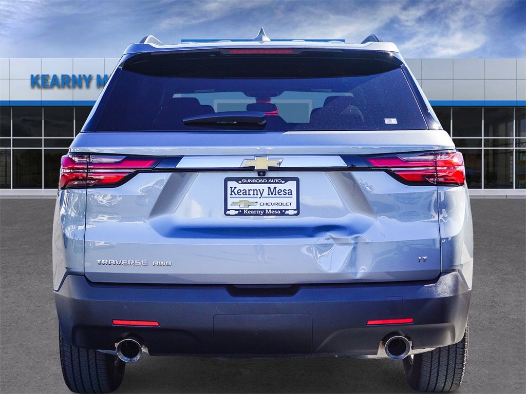Used 2023 Chevrolet Traverse LT image 5