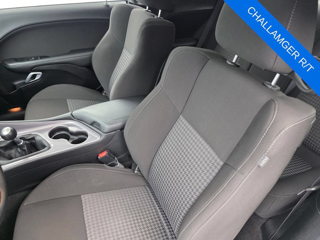 Used 2023 Dodge Challenger R/T RWD image 11