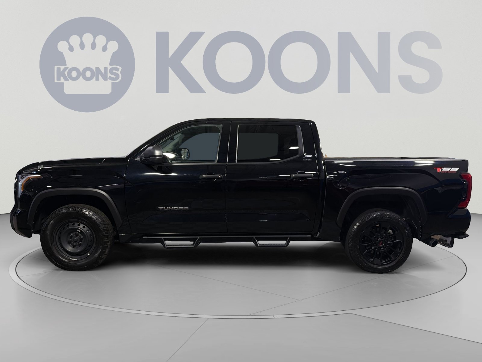 Used 2023 Toyota Tundra SR5 AWD/4WD image 2