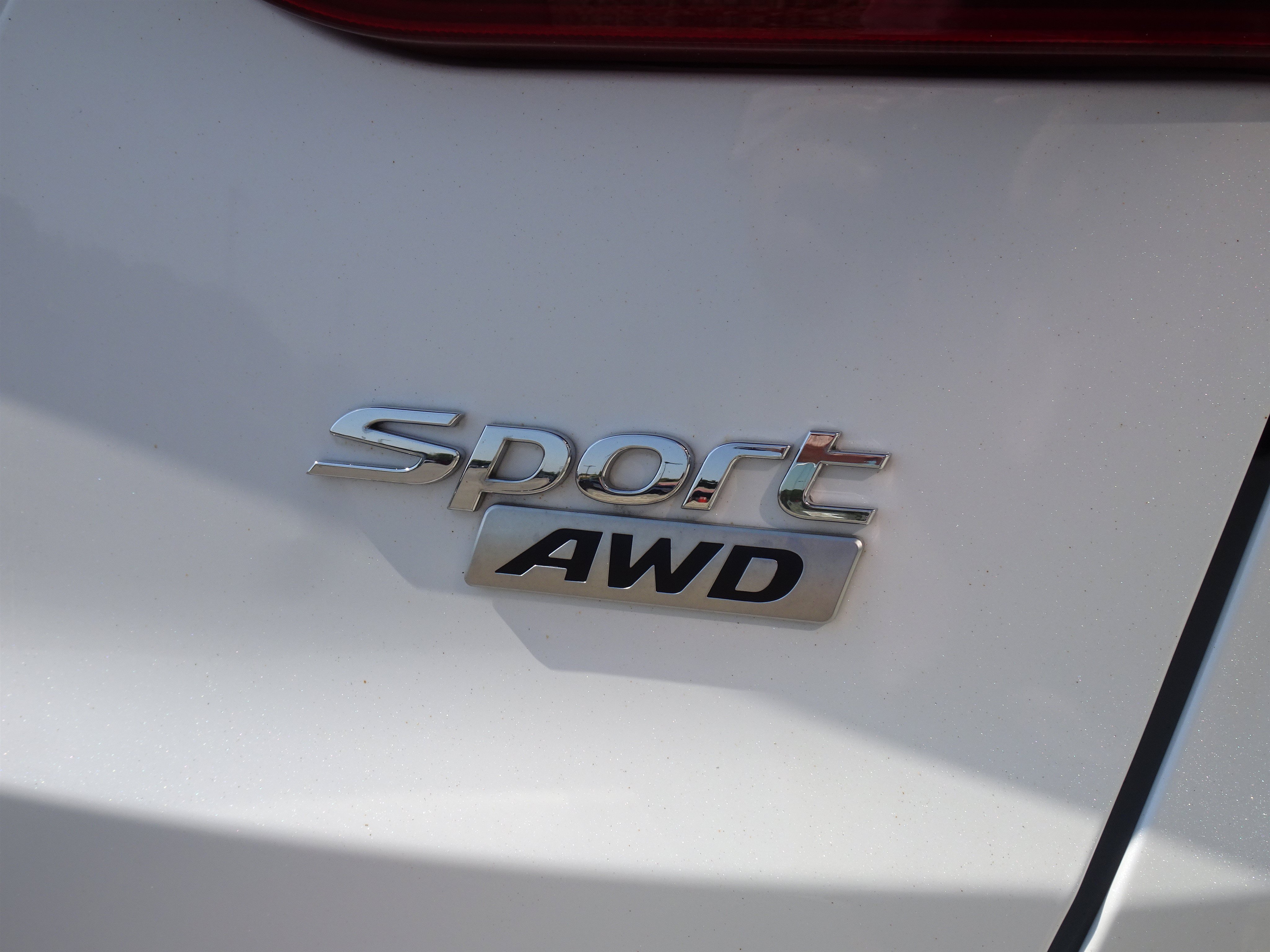 Used 2017 Hyundai Santa Fe Sport AWD/4WD image 6