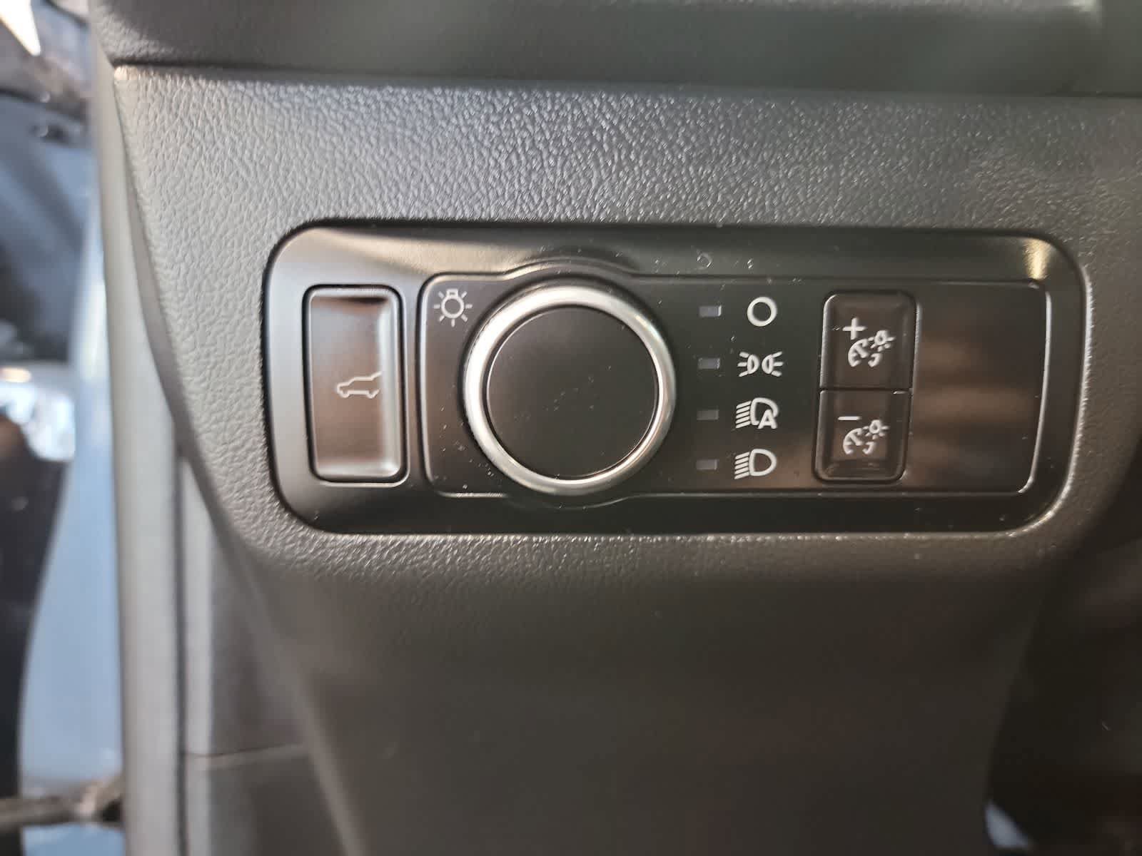 Used 2023 Ford Escape Active w/ Cold Weather Package FWD image 16