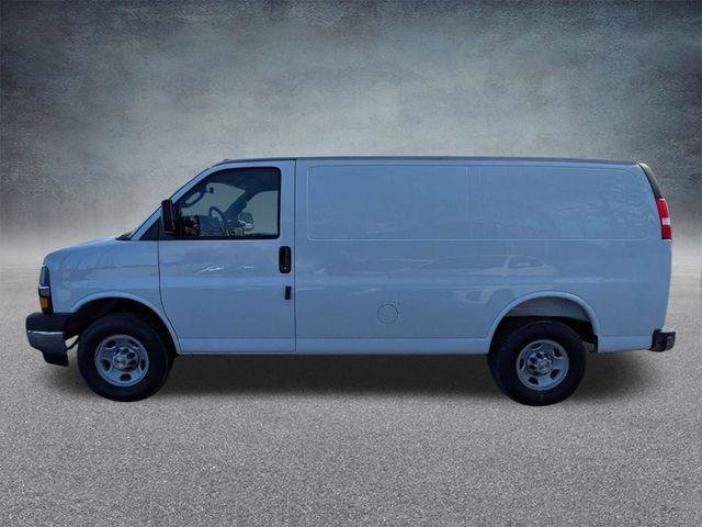 New 2026 Chevrolet Express 2500 w/ Driver Convenience Package RWD image 7