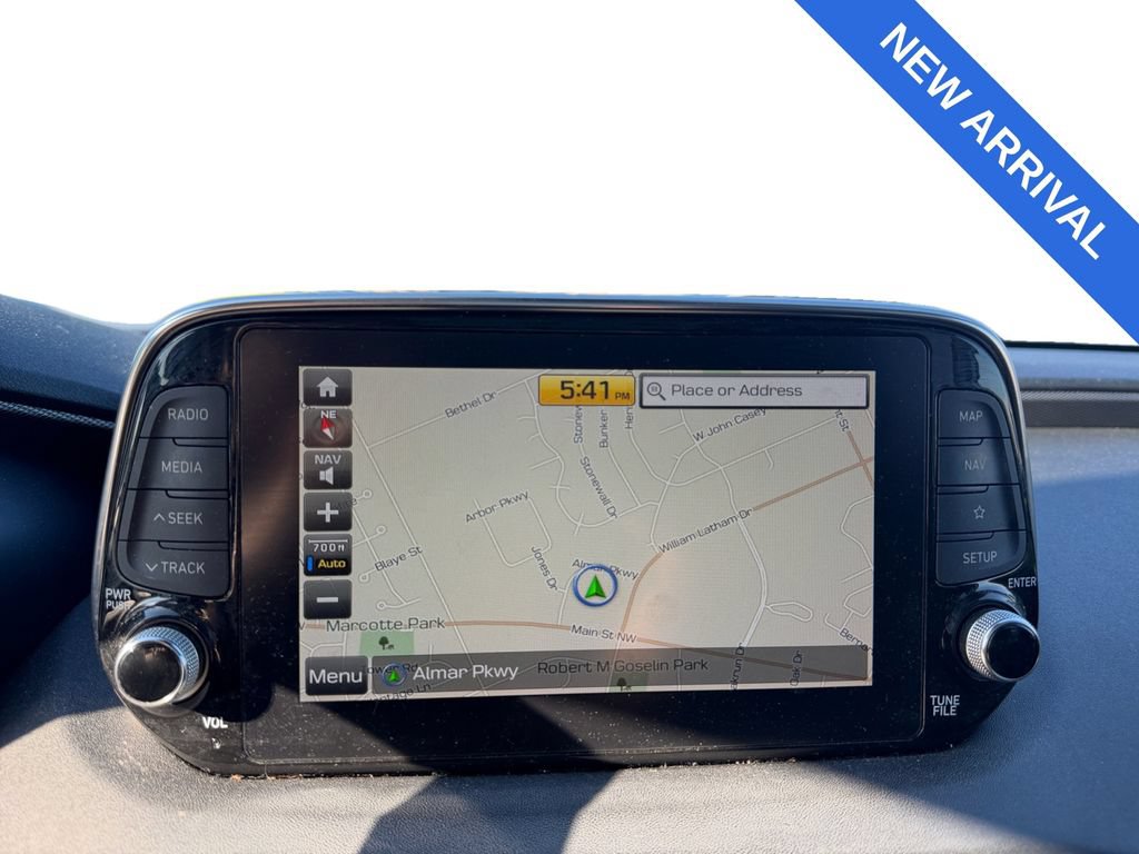 Used 2020 Hyundai Santa Fe Limited AWD/4WD image 17