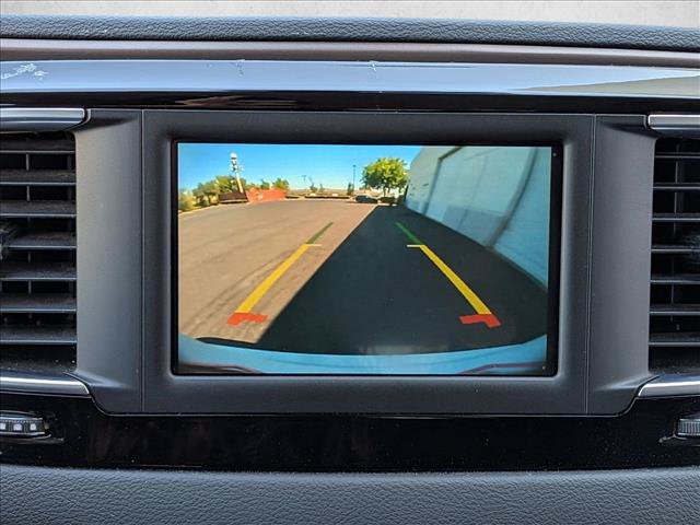 Used 2023 Chrysler Voyager LX FWD image 14