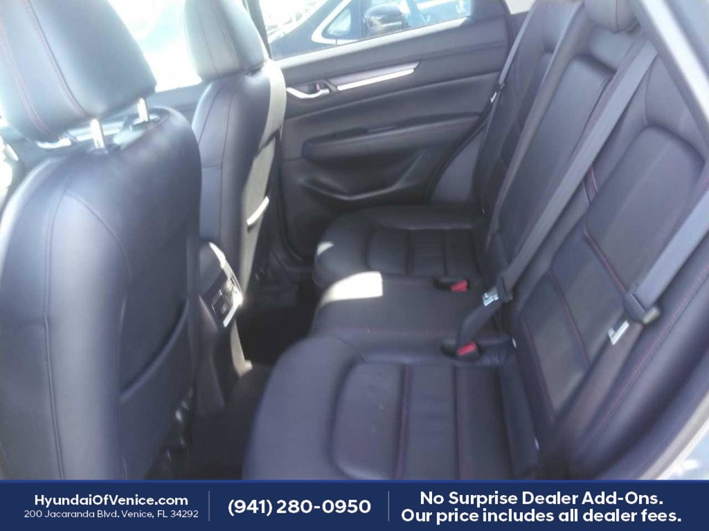 Used 2025 MAZDA CX-5 Carbon Edition AWD/4WD image 3