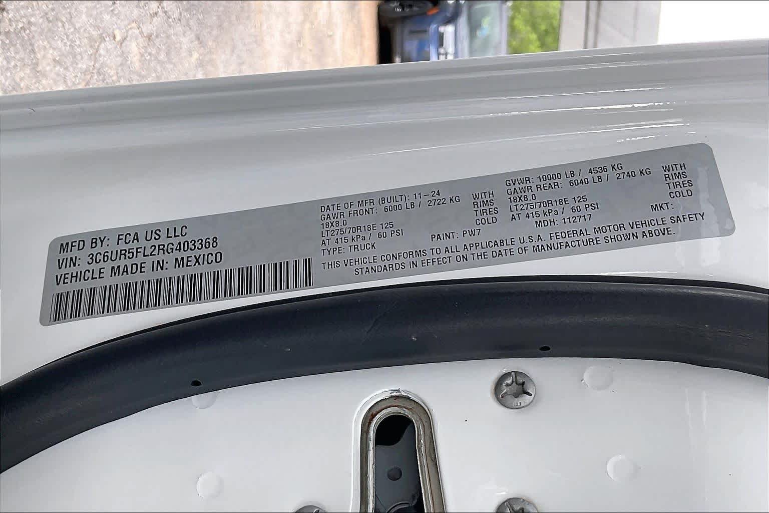 Used 2024 RAM 2500 Laramie w/ Safety Group AWD/4WD image 34