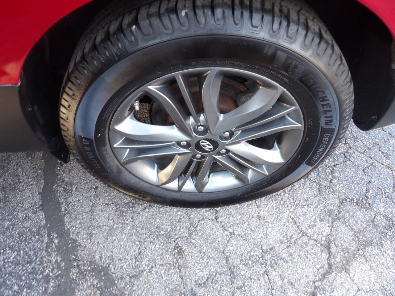 Used 2015 Hyundai Tucson SE AWD/4WD image 9