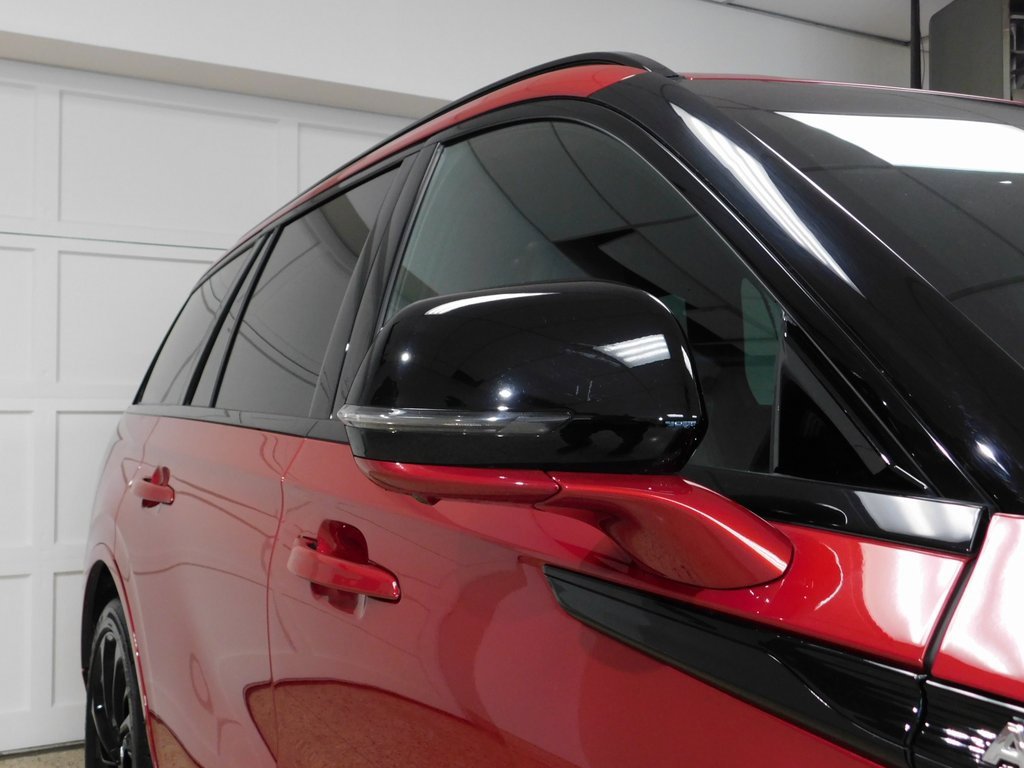 Used 2025 Lincoln Aviator Reserve w/ Equipment Group 201A image 13