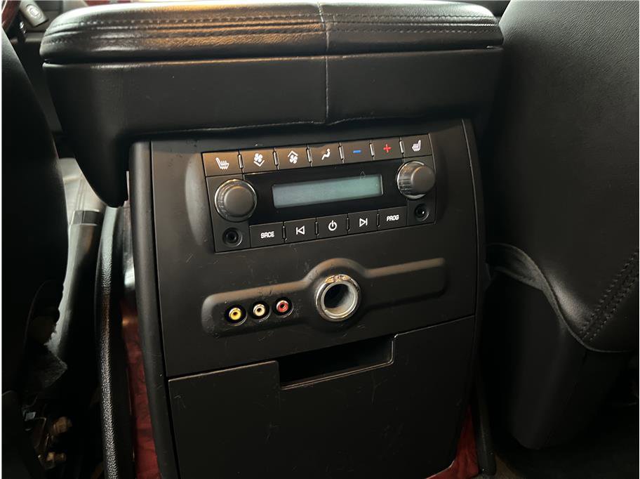 Used 2013 Cadillac Escalade ESV Premium image 11