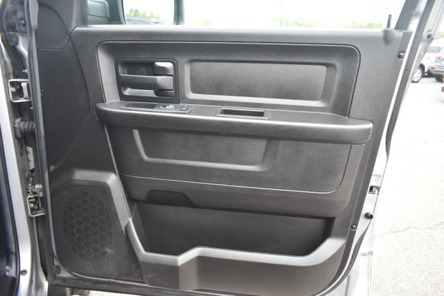 Used 2019 RAM 1500 Express w/ Wheel & Sound Group AWD/4WD image 39