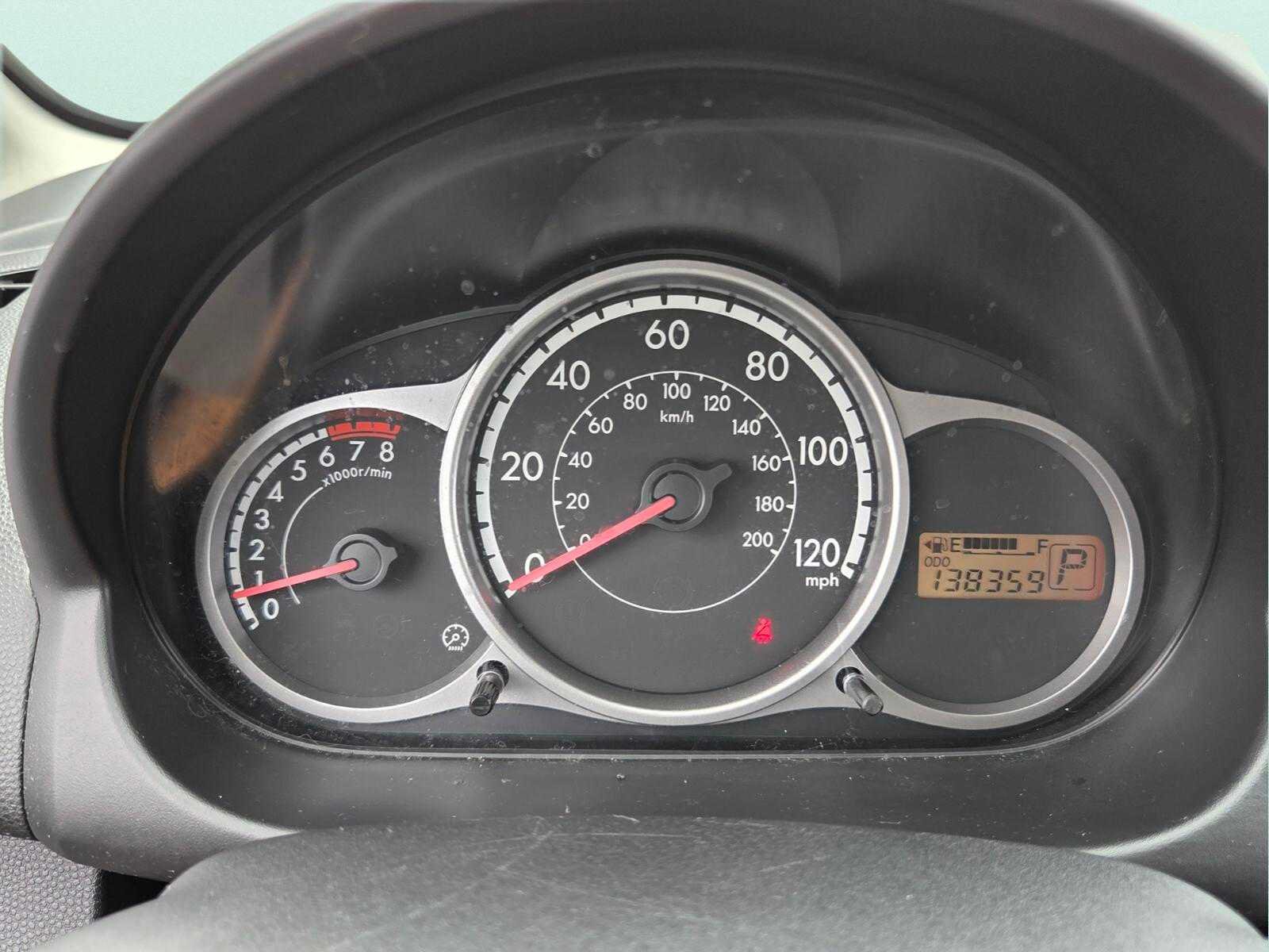 Used 2014 MAZDA MAZDA2 Sport FWD image 29