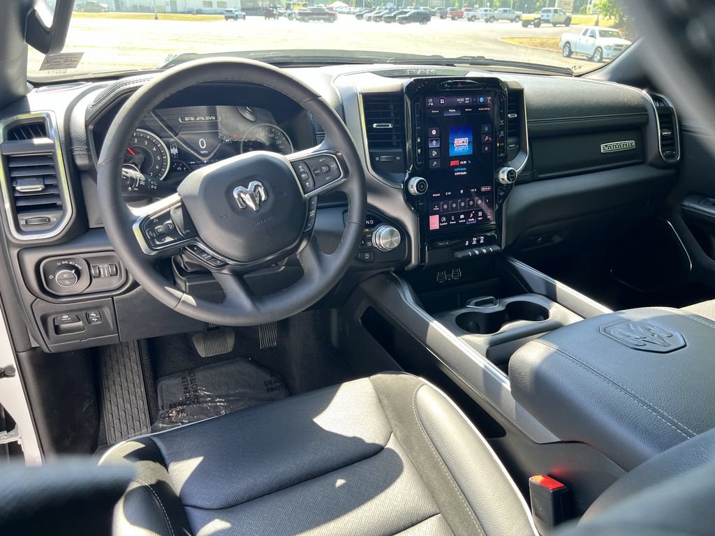Used 2025 RAM 1500 Laramie w/ Sport Appearance Package AWD/4WD image 19