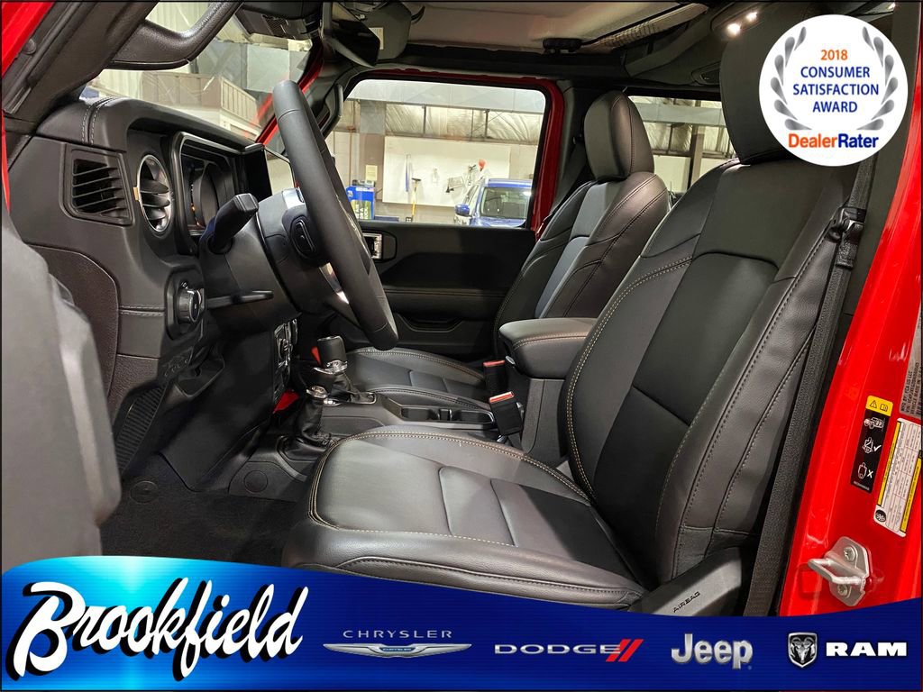 New 2025 Jeep Wrangler Sahara image 17