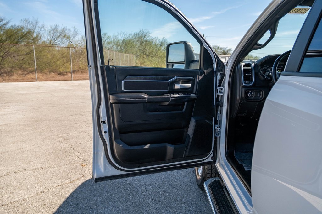 Used 2024 RAM 2500 Big Horn image 10
