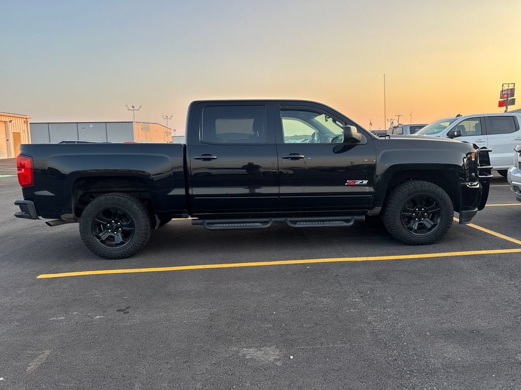 Used 2018 Chevrolet Silverado 1500 LTZ Z71 w/ LTZ Plus Package AWD/4WD image 3