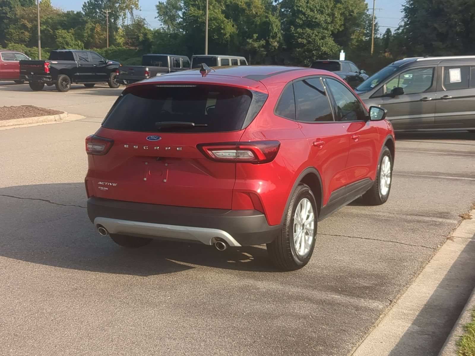 Used 2026 Ford Escape Active FWD image 3