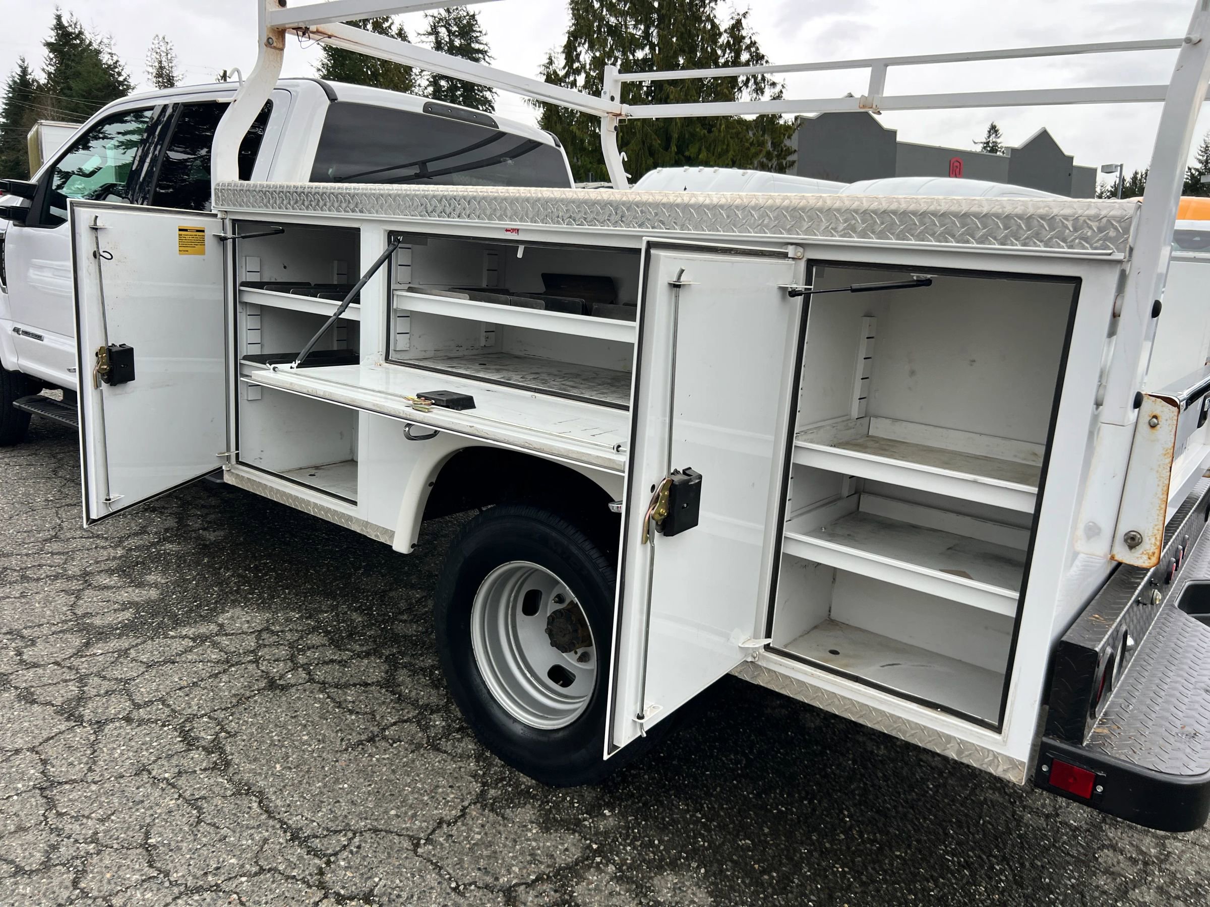 Used 2018 Ford F350 XLT AWD/4WD image 20