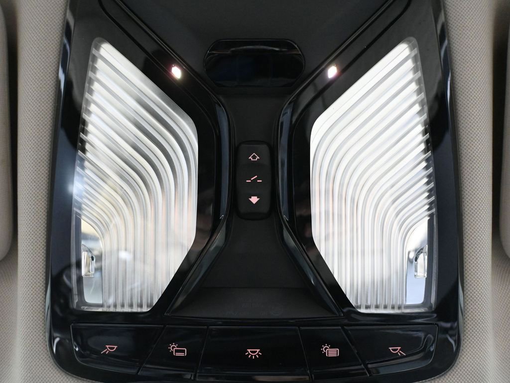 Used 2023 BMW X7 xDrive40i w/ Executive Package image 39