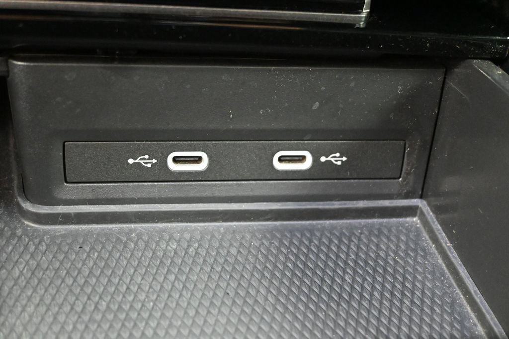 Used 2025 Volkswagen Atlas SE AWD/4WD image 7