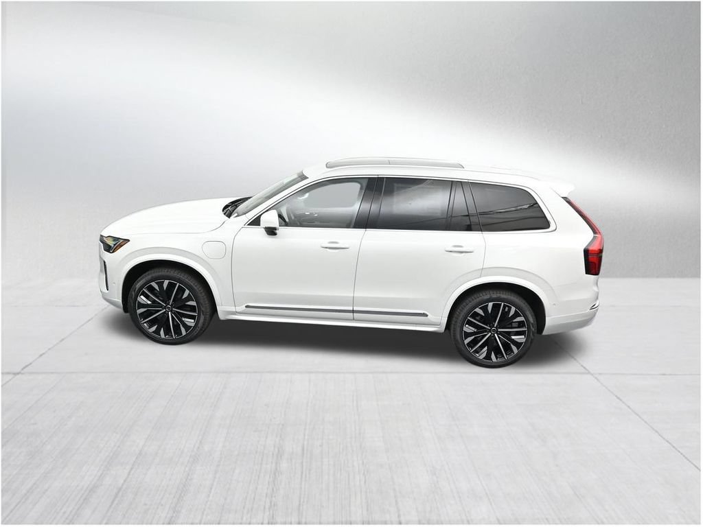 New 2026 Volvo XC90 T8 Plus w/ Protection Package Premier AWD/4WD image 14