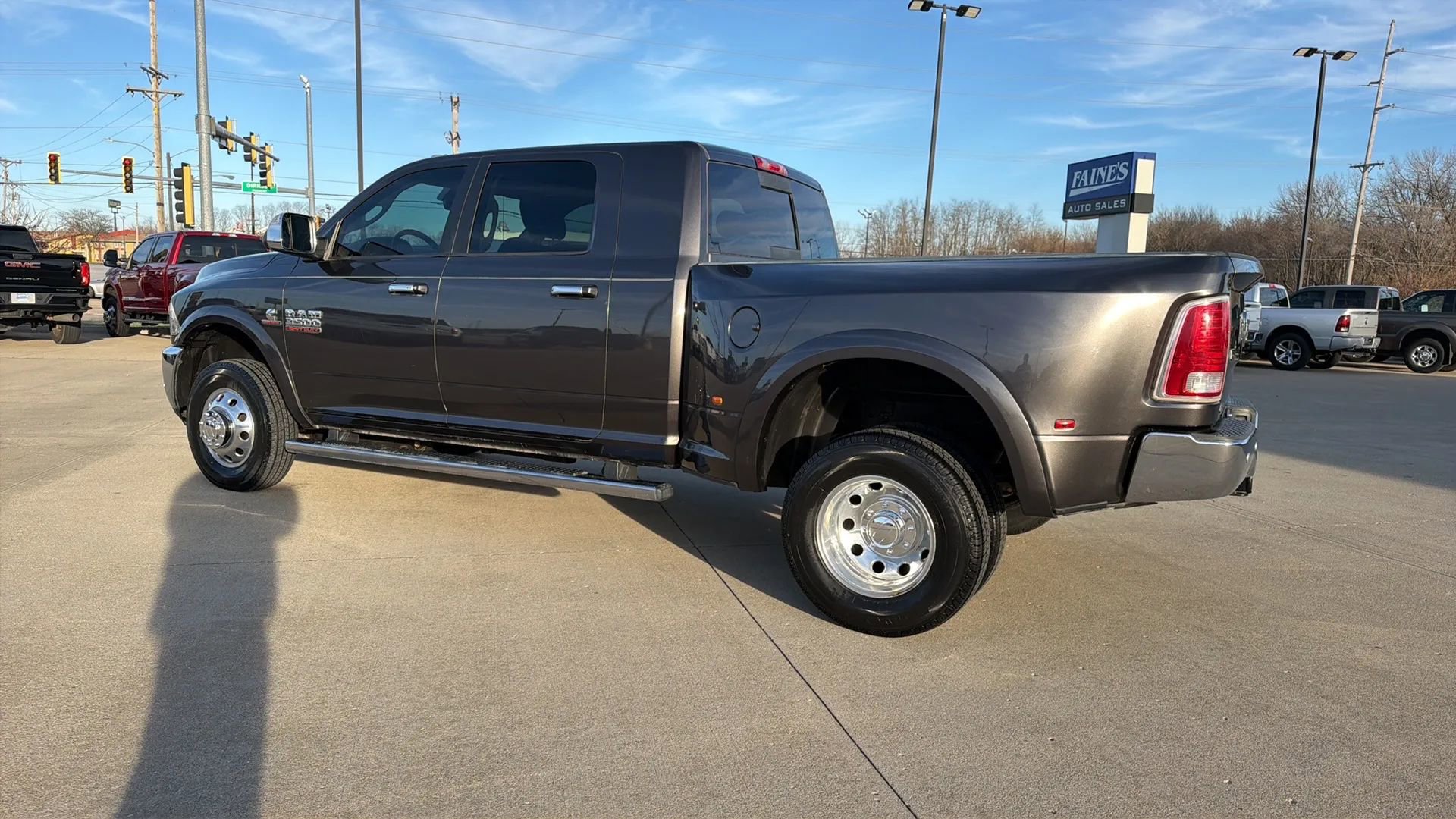 Used 2018 RAM 3500 Laramie image 14