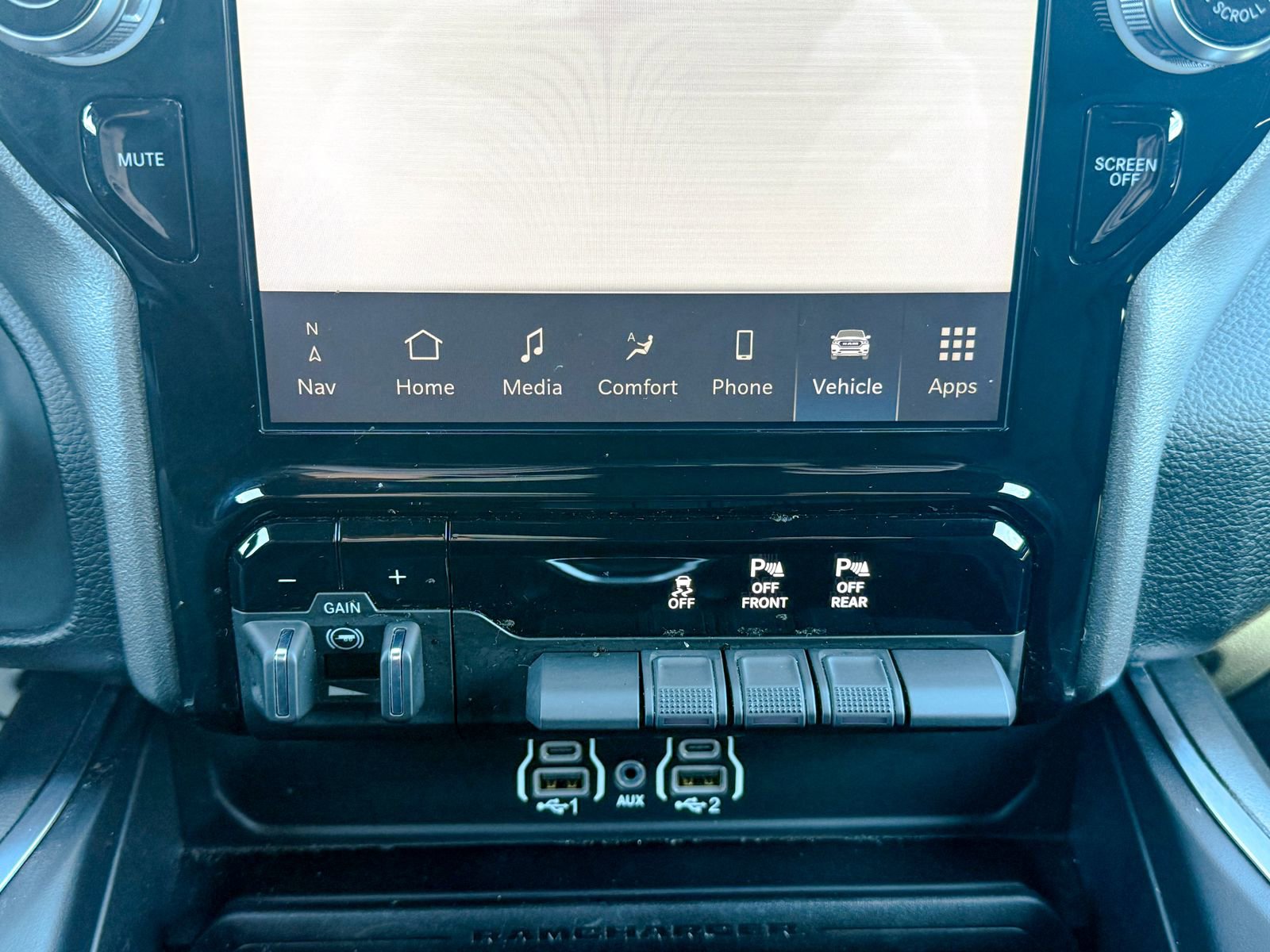 Used 2025 RAM 1500 Big Horn image 30