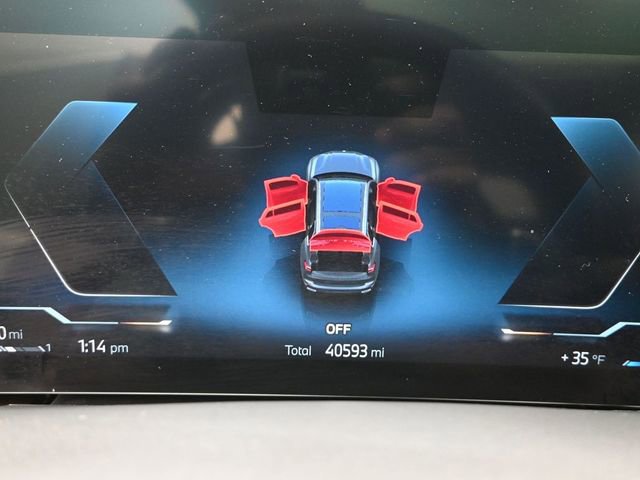 Used 2024 BMW X7 xDrive40i image 11