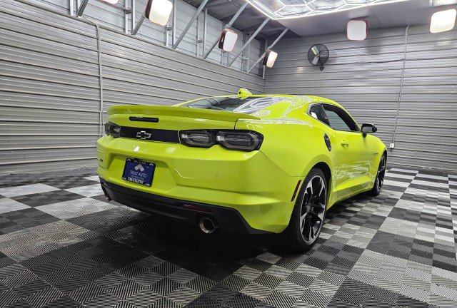 Used 2020 Chevrolet Camaro SS RWD image 6